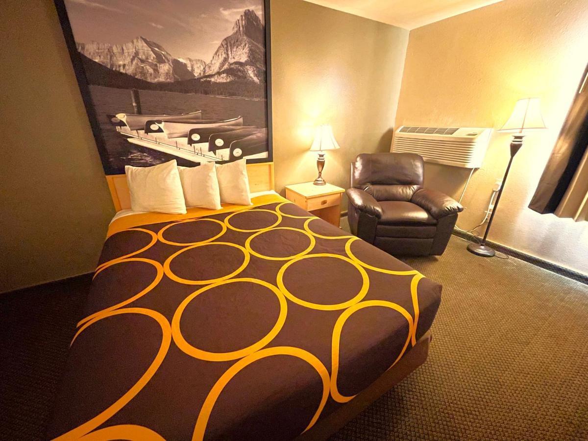 Fairbridge Inn & Suites Moscow - Pullman Exteriör bild