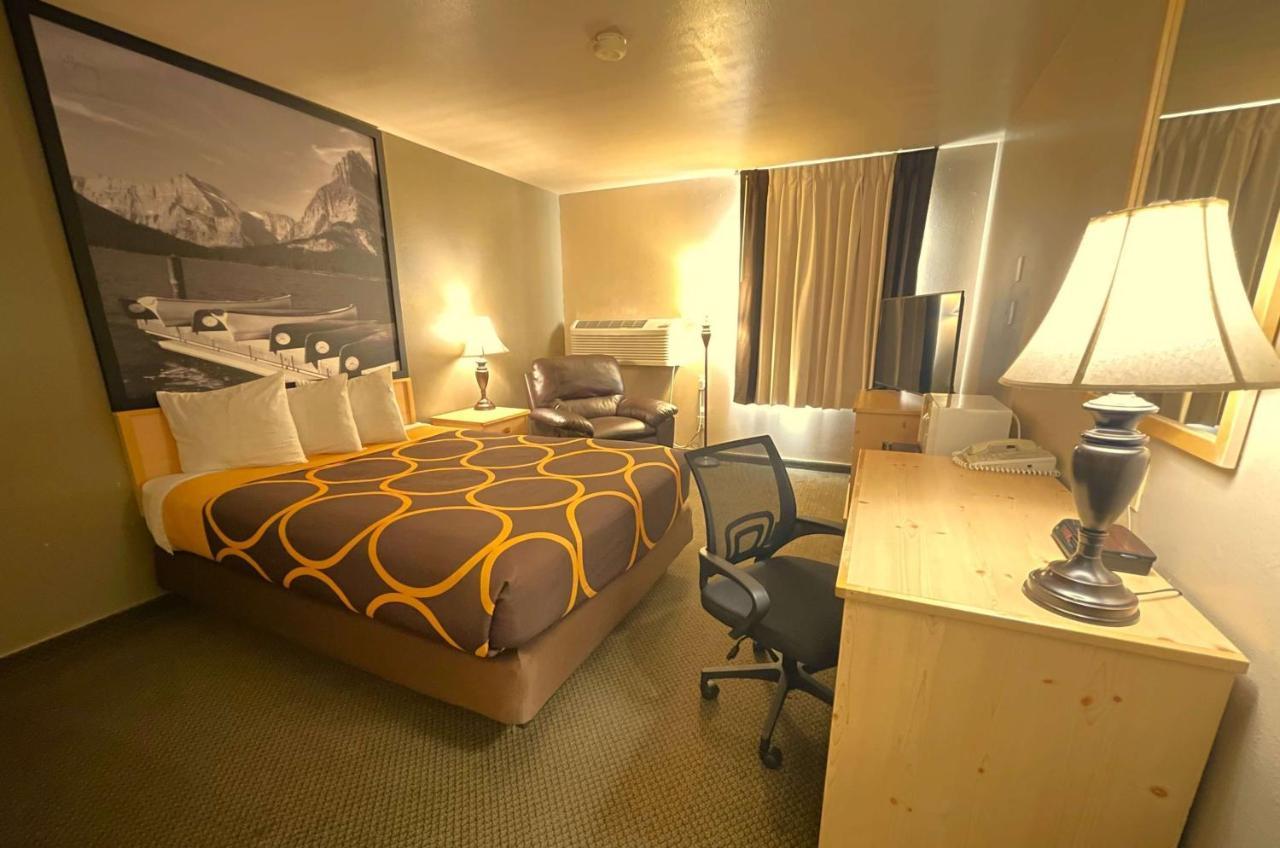 Fairbridge Inn & Suites Moscow - Pullman Exteriör bild